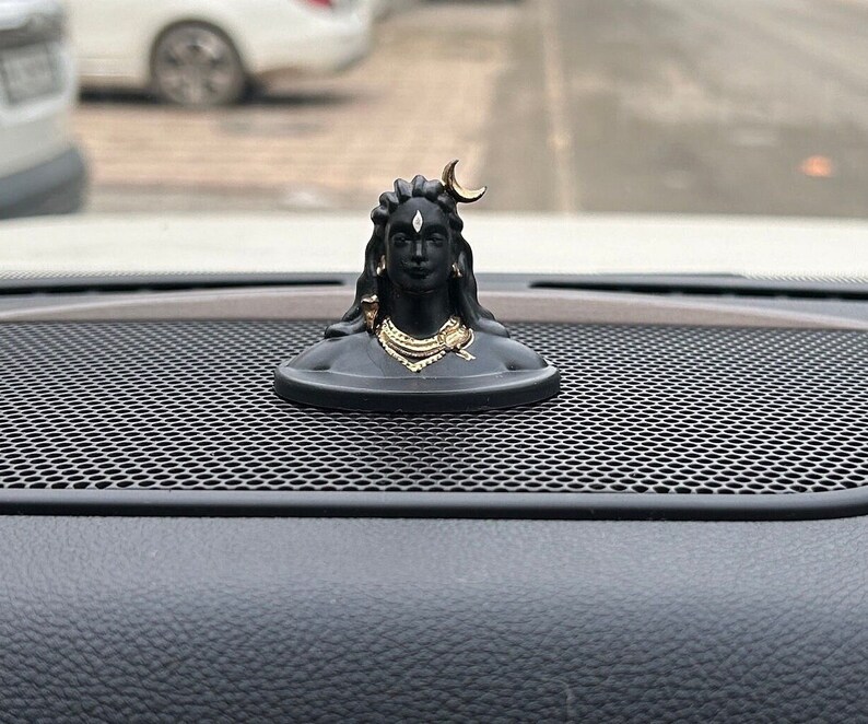Adiyogi for Car Dashboard 1.6 inch